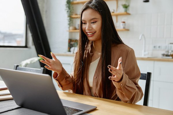 Get 30 days of emails to start your doula business